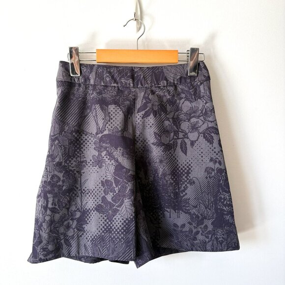 Lululemon Team Canada WovenAir High-Rise Short 6" COC Logo Size 4 - Picture 5 of 7